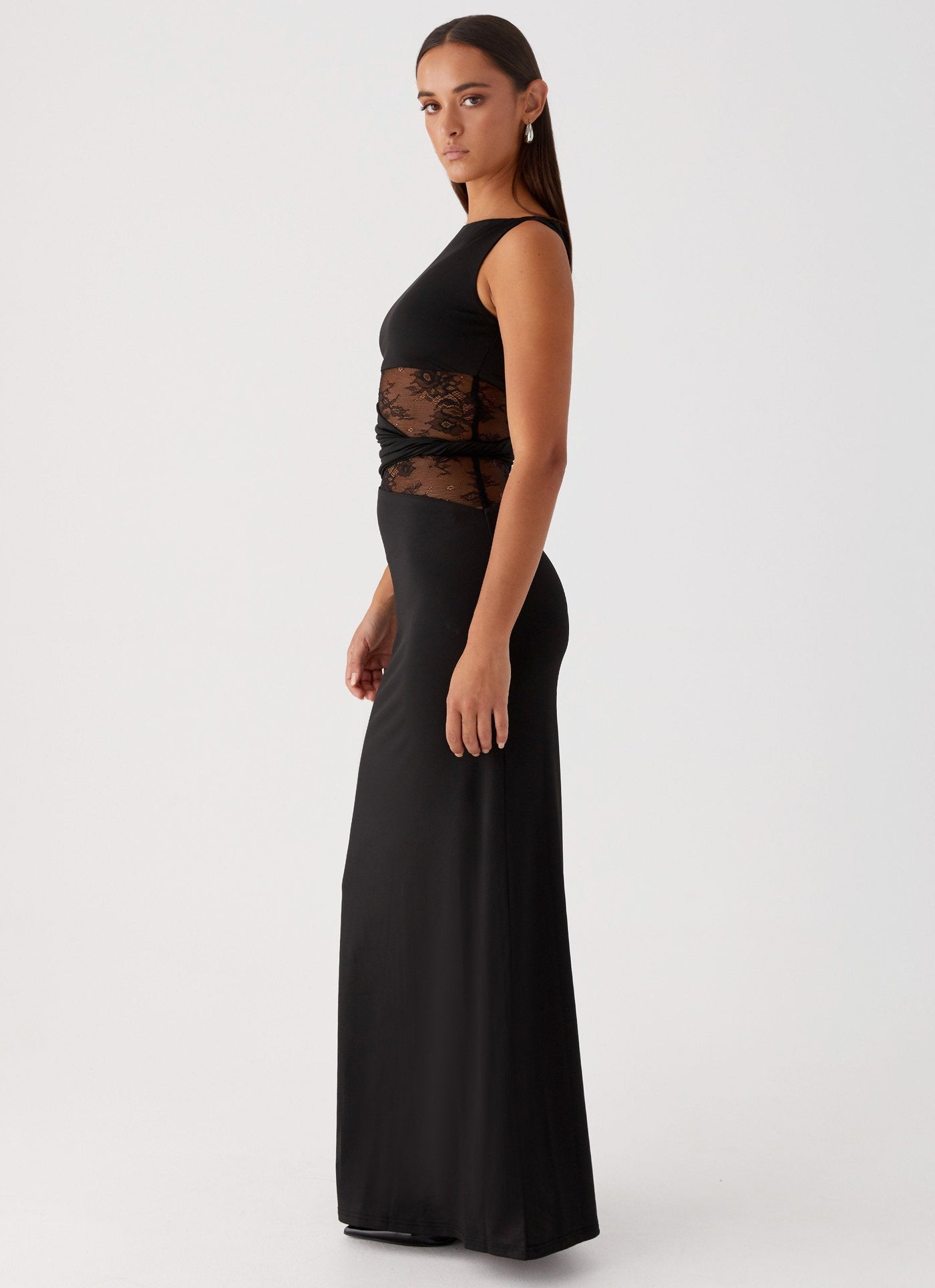 Freya | Figure-Hugging Maxi Dress with Subtle Cutouts and Lacing