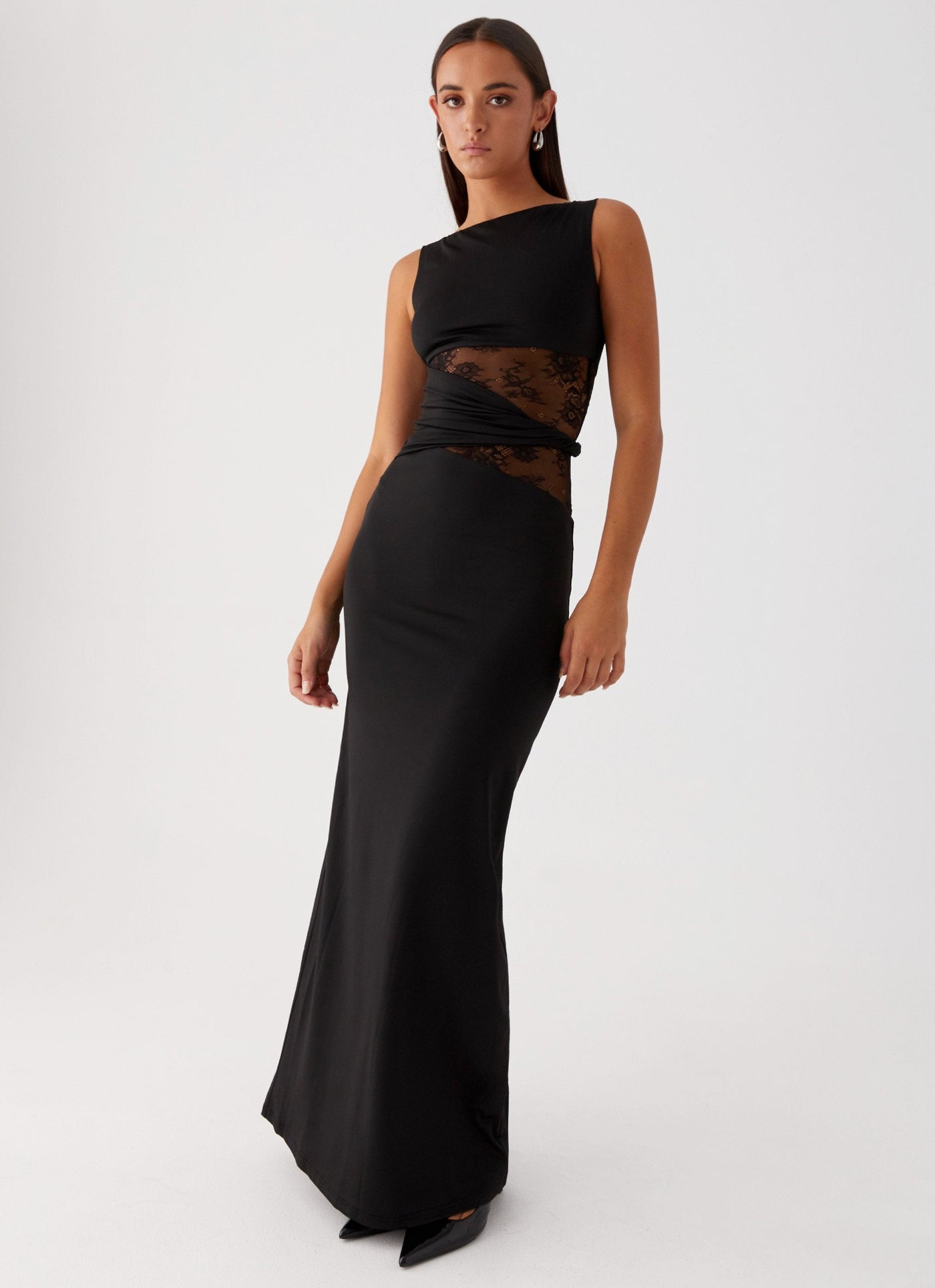 Freya | Figure-Hugging Maxi Dress with Subtle Cutouts and Lacing